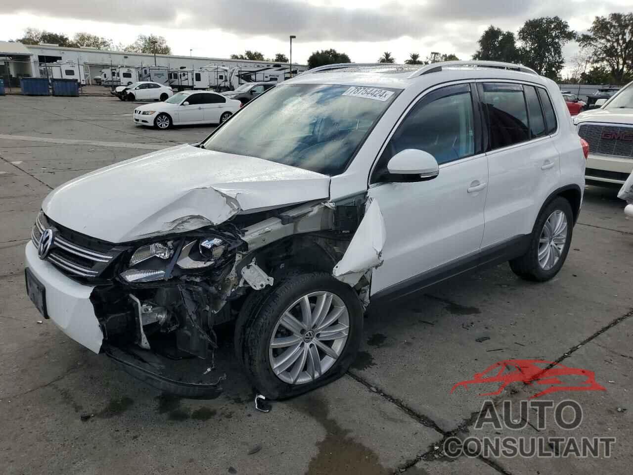 VOLKSWAGEN TIGUAN 2016 - WVGAV7AX4GW583640