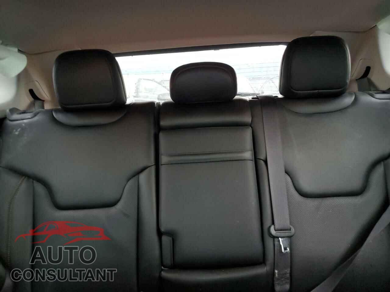 JEEP COMPASS 2018 - 3C4NJDCB2JT223216