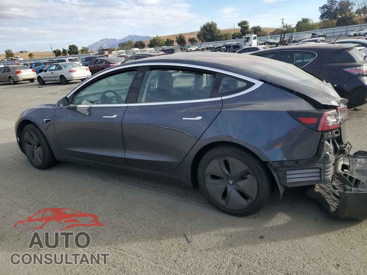TESLA MODEL 3 2018 - 5YJ3E1EA5JF039630