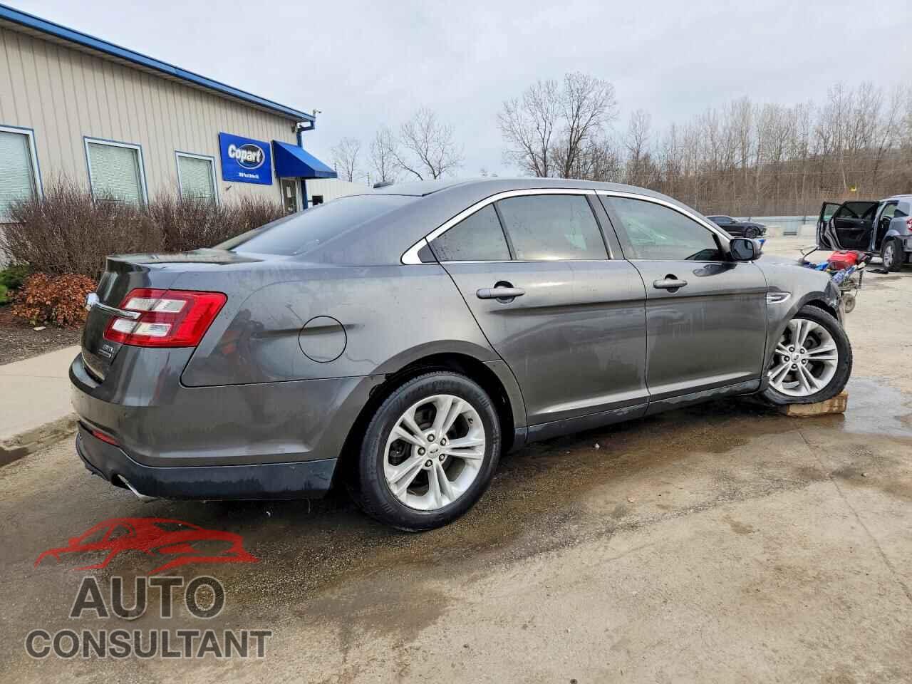 FORD TAURUS 2017 - 1FAHP2E89HG137231