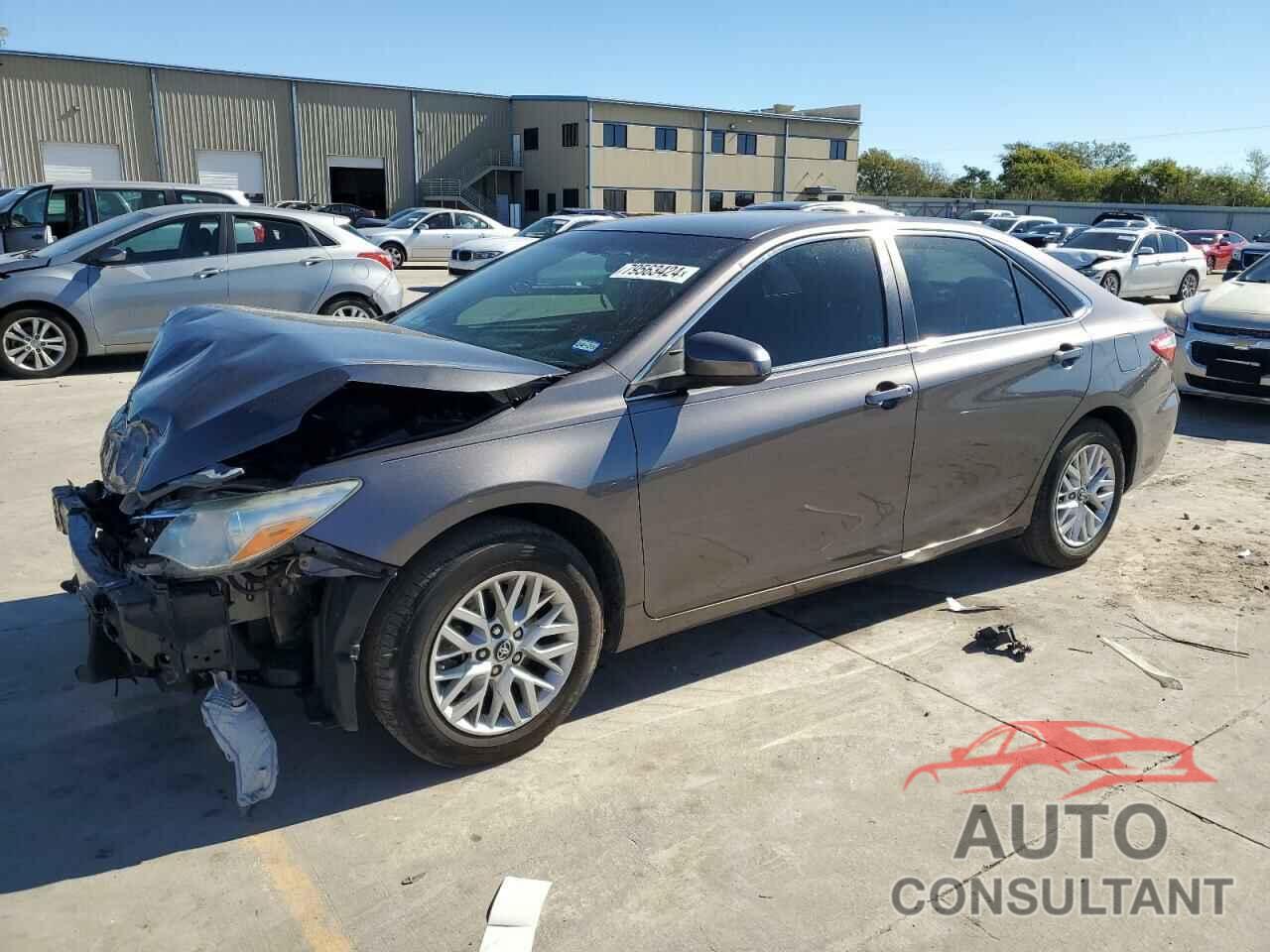 TOYOTA CAMRY 2016 - 4T4BF1FK0GR553595