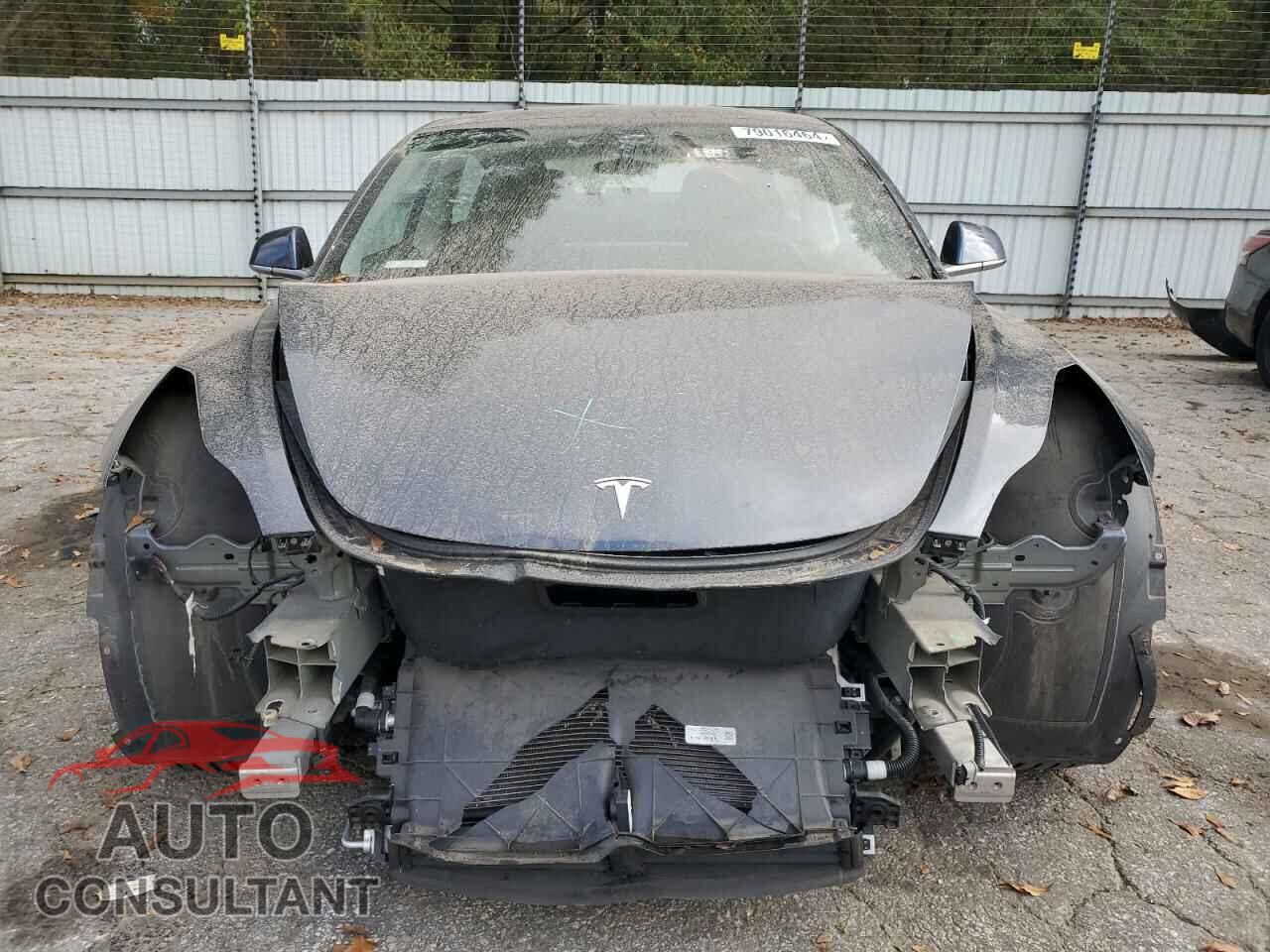TESLA MODEL 3 2018 - 5YJ3E1EA4JF018901