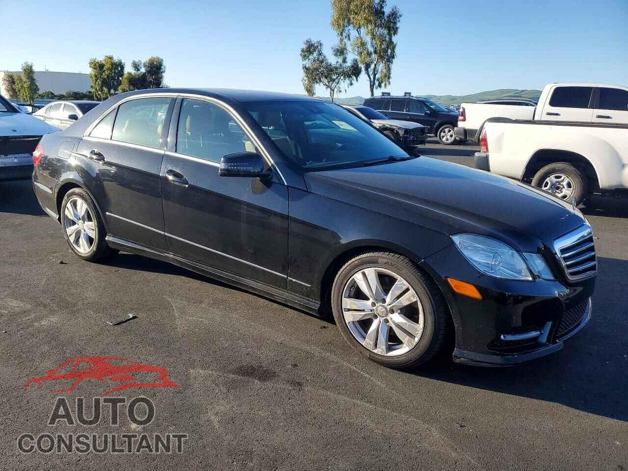 MERCEDES-BENZ E 2013 - WDDHF2EB9DA718630