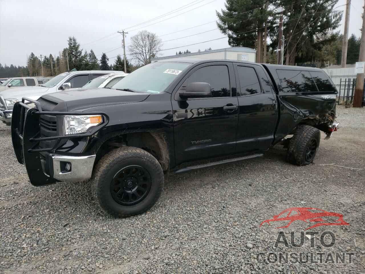 TOYOTA TUNDRA 2017 - 5TFUY5F13HX657174