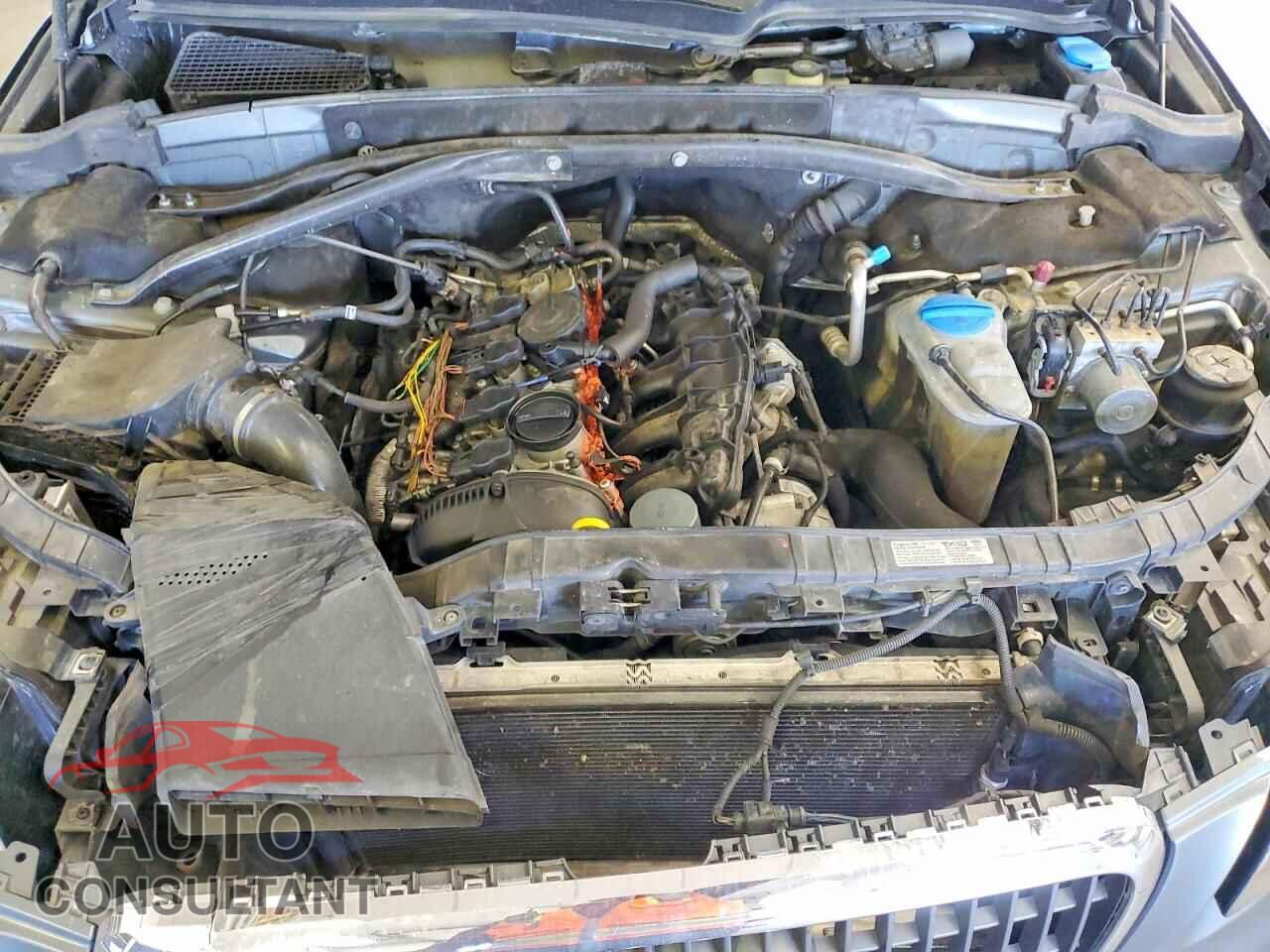 AUDI Q5 2012 - WA1LFAFPXCA037670