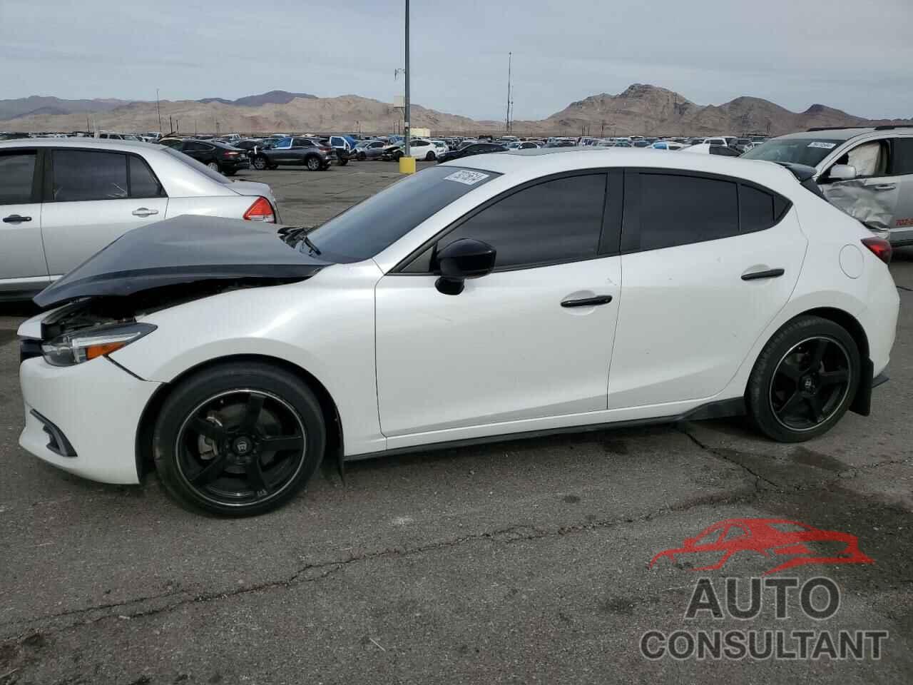 MAZDA 3 2018 - 3MZBN1M3XJM176151
