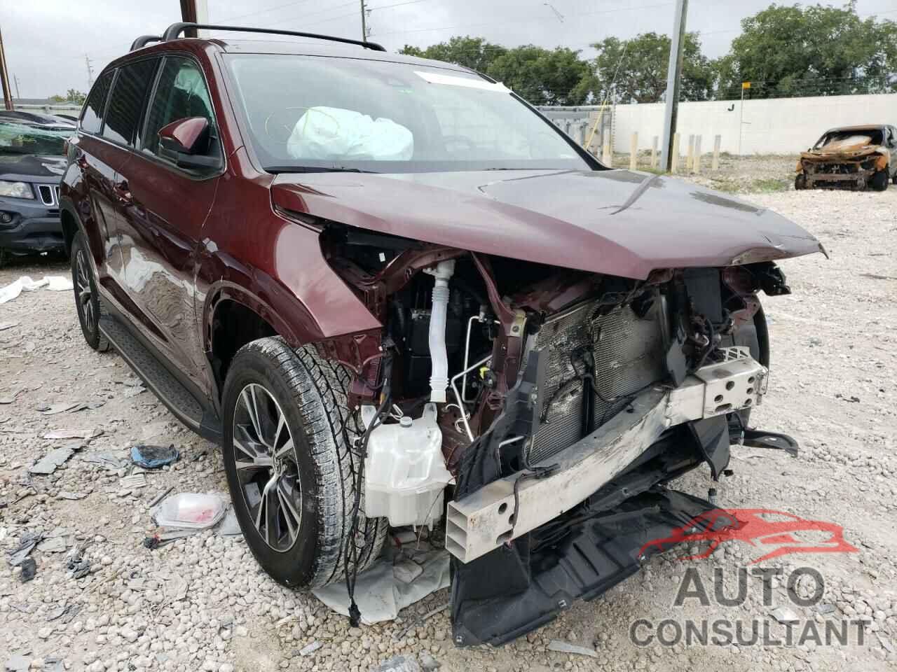 TOYOTA HIGHLANDER 2019 - 5TDZARFH3KS054348
