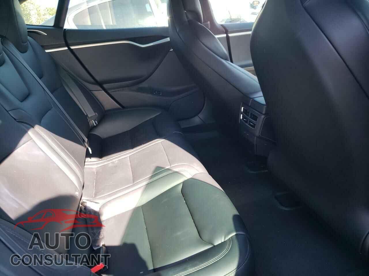 TESLA MODEL S 2017 - 5YJSA1E2XHF230910