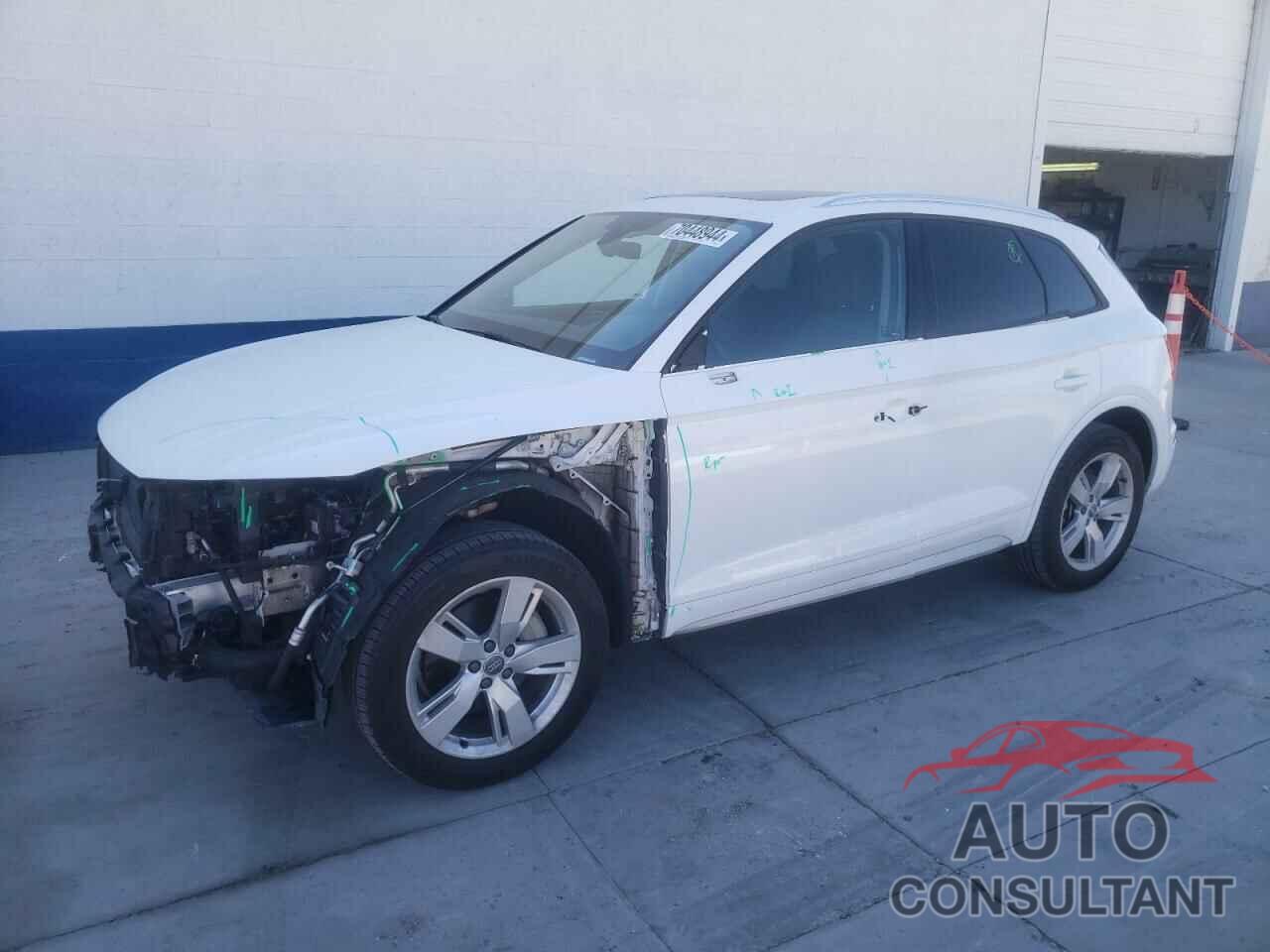 AUDI Q5 2018 - WA1ANAFY1J2004373