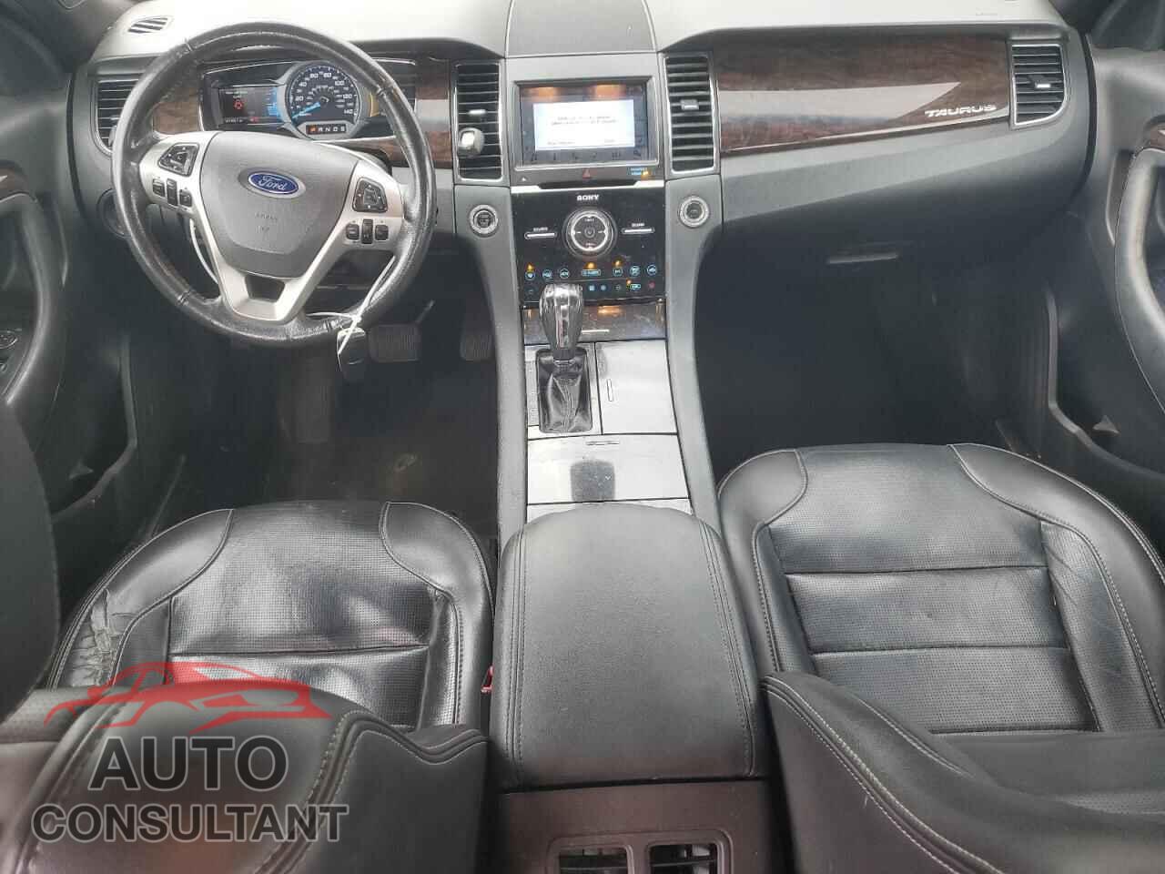 FORD TAURUS 2019 - 1FAHP2F8XKG118564
