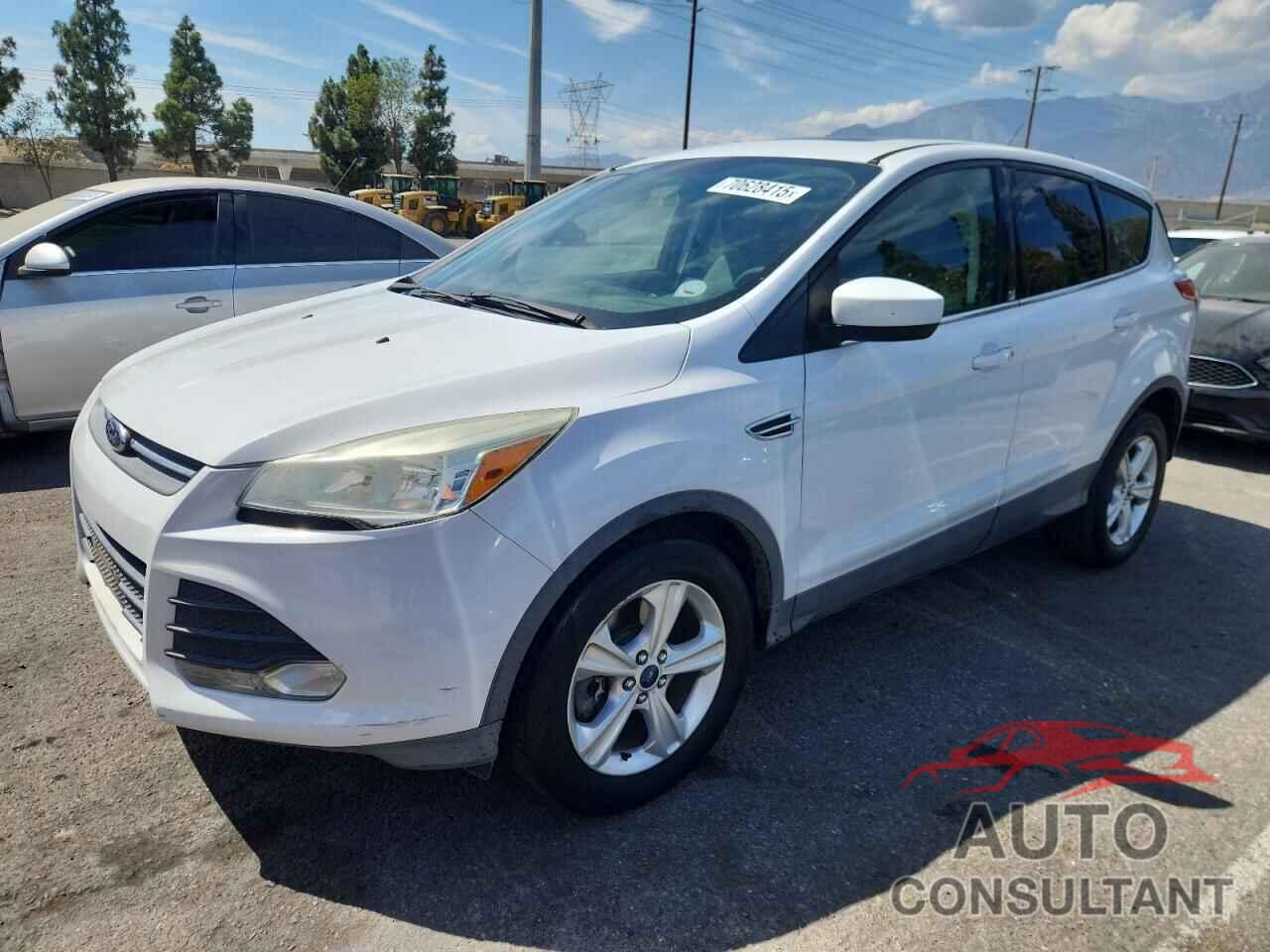 FORD ESCAPE 2015 - 1FMCU0G95FUA81497