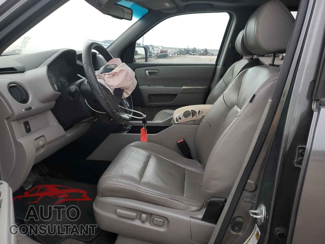 HONDA PILOT 2011 - 5FNYF3H55BB013432