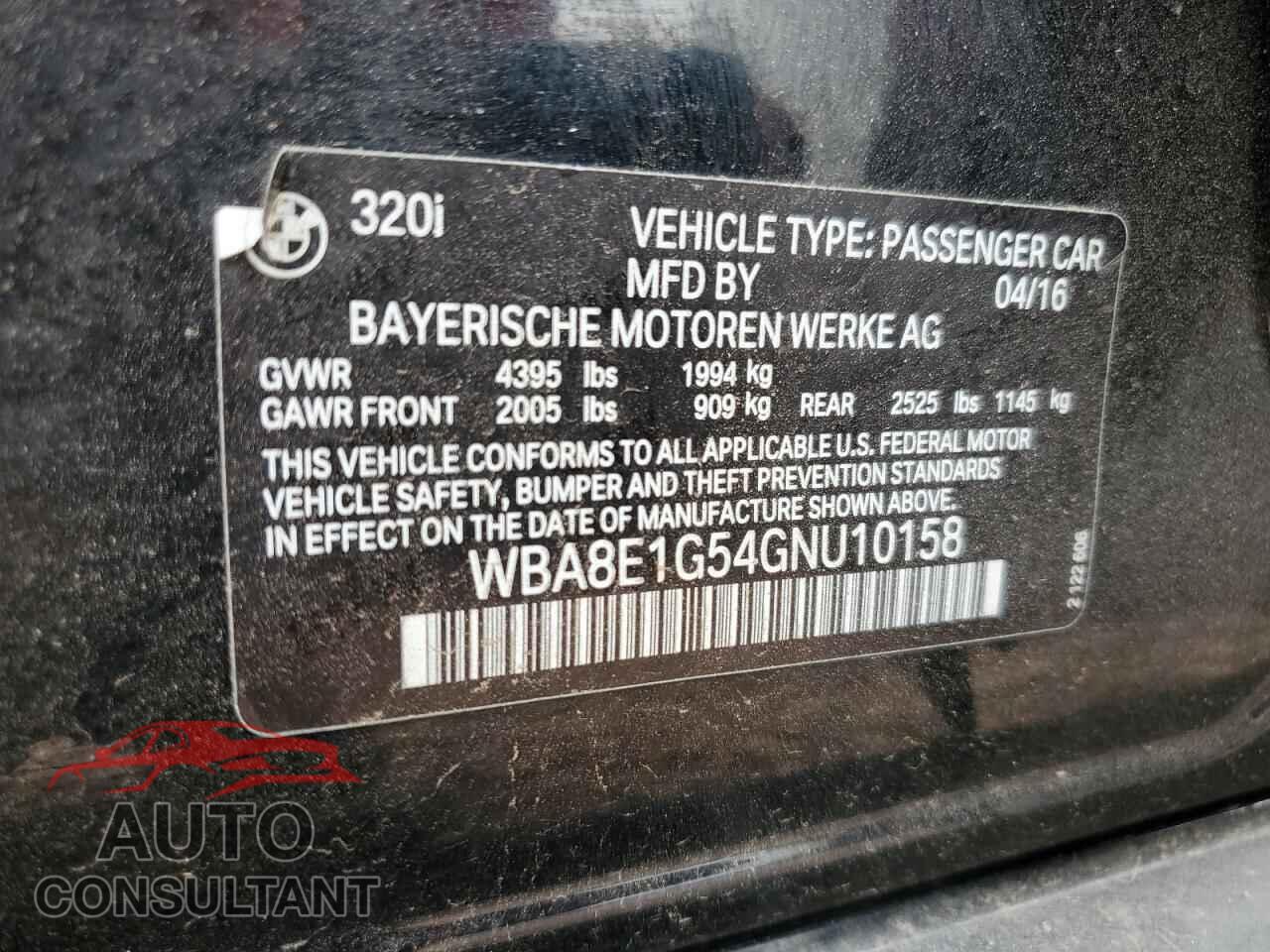 BMW 3 SERIES 2016 - WBA8E1G54GNU10158