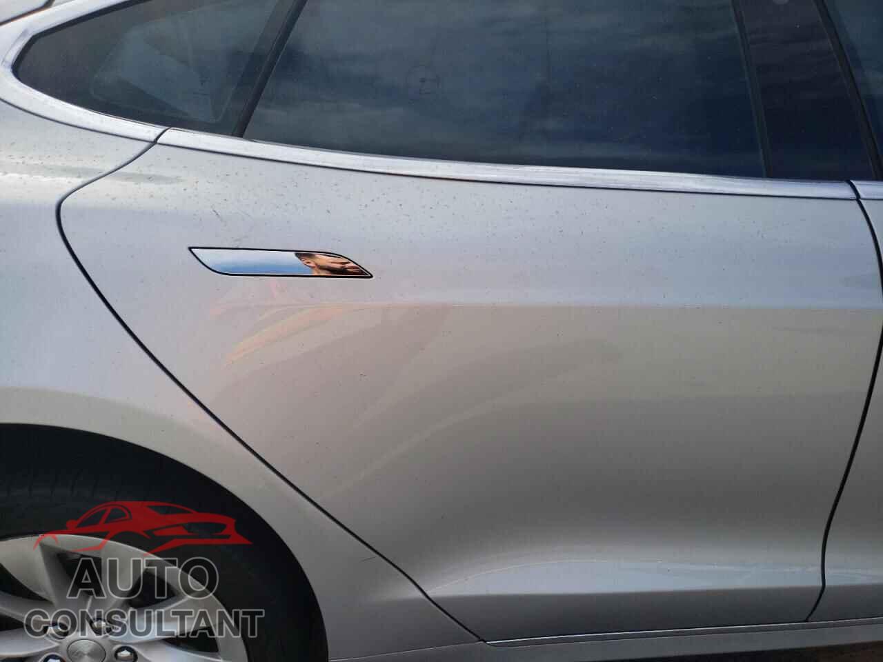 TESLA MODEL S 2017 - 5YJSA1E20HF183760