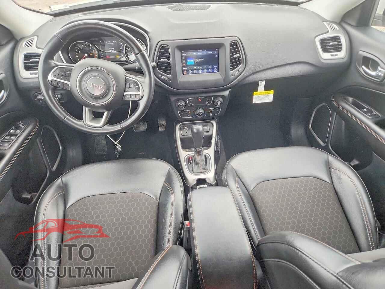 JEEP COMPASS 2020 - 3C4NJCBB2LT252830