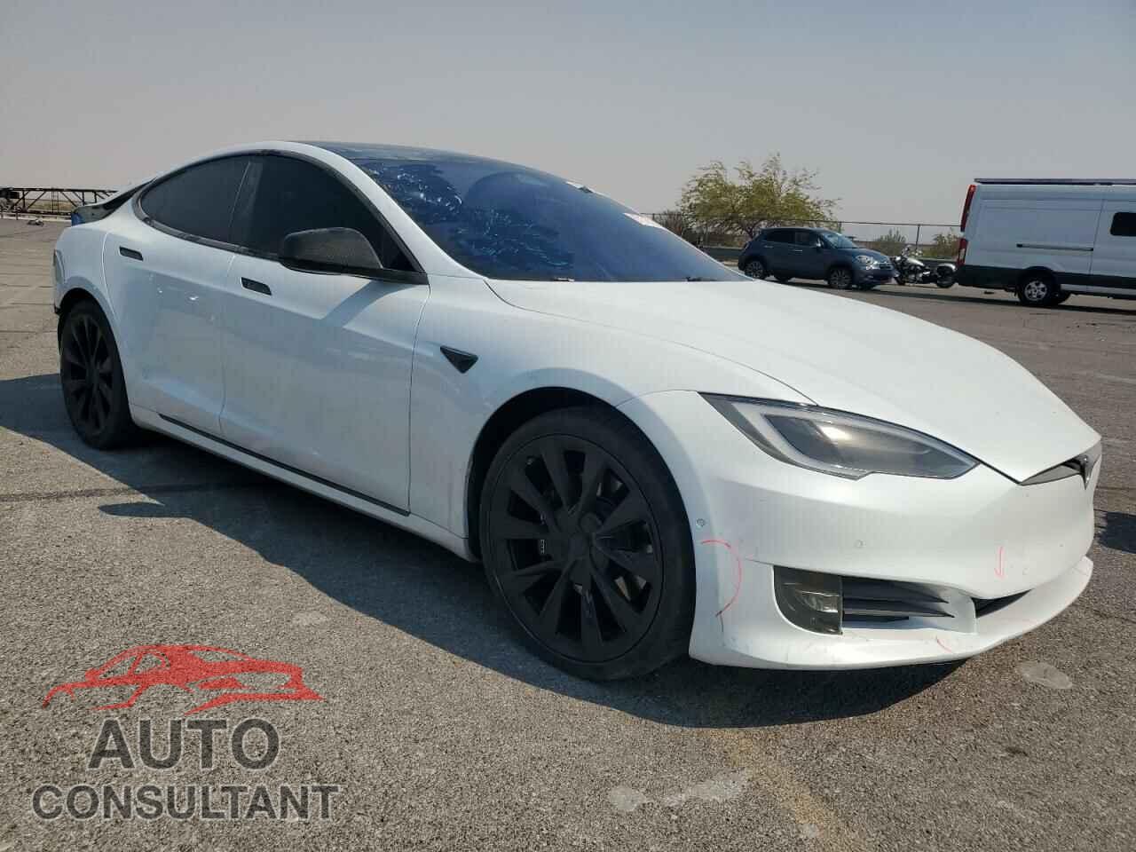 TESLA MODEL S 2020 - 5YJSA1E42LF379600