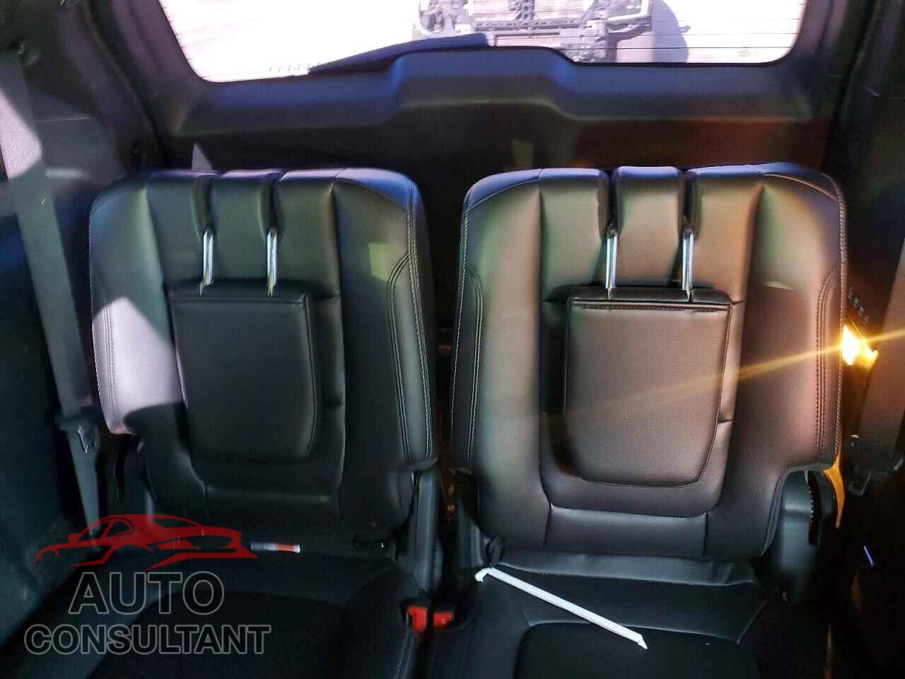 FORD EXPLORER 2018 - 1FM5K8F86JGB10549