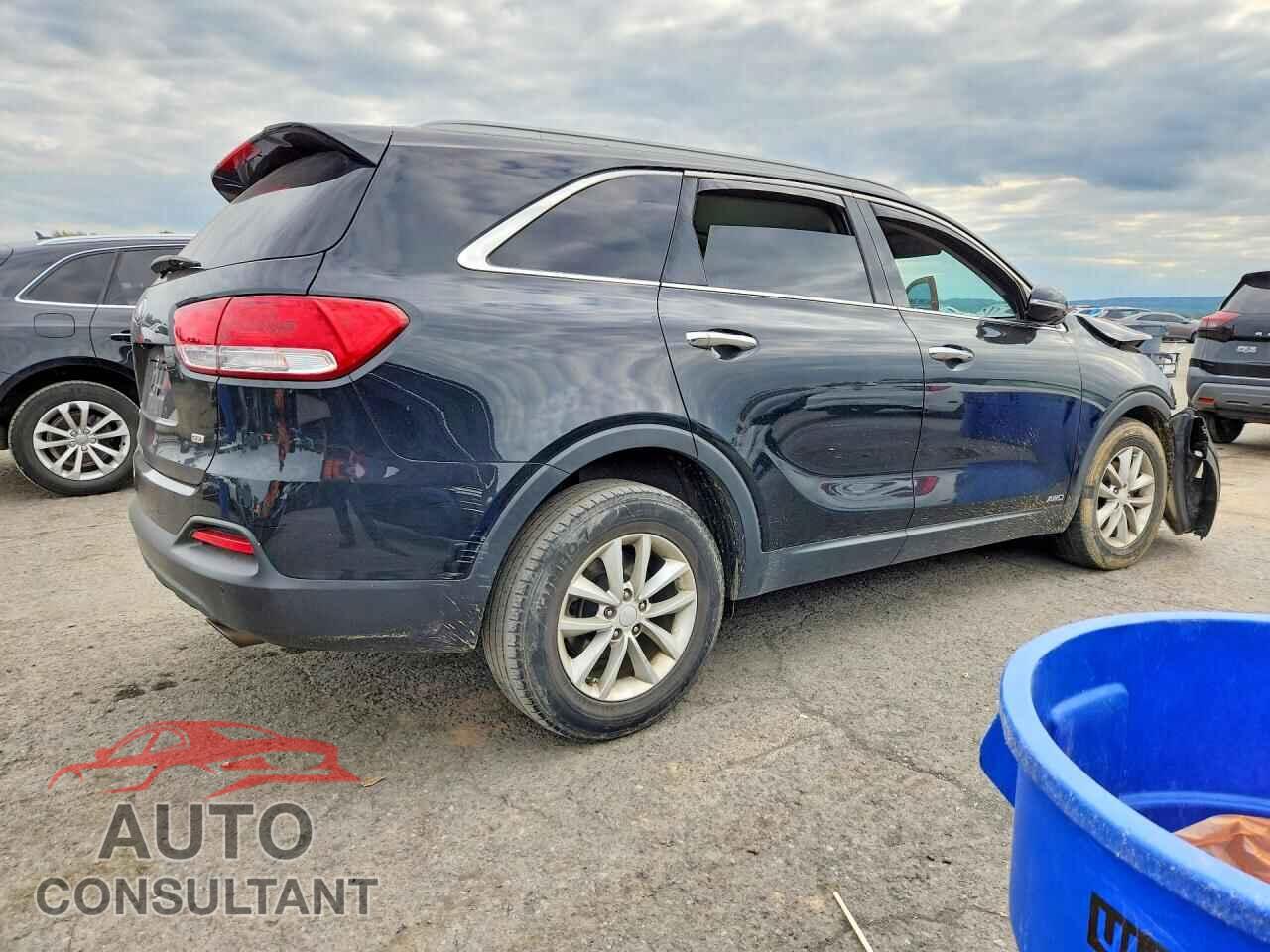 KIA SORENTO 2018 - 5XYPGDA31JG368791
