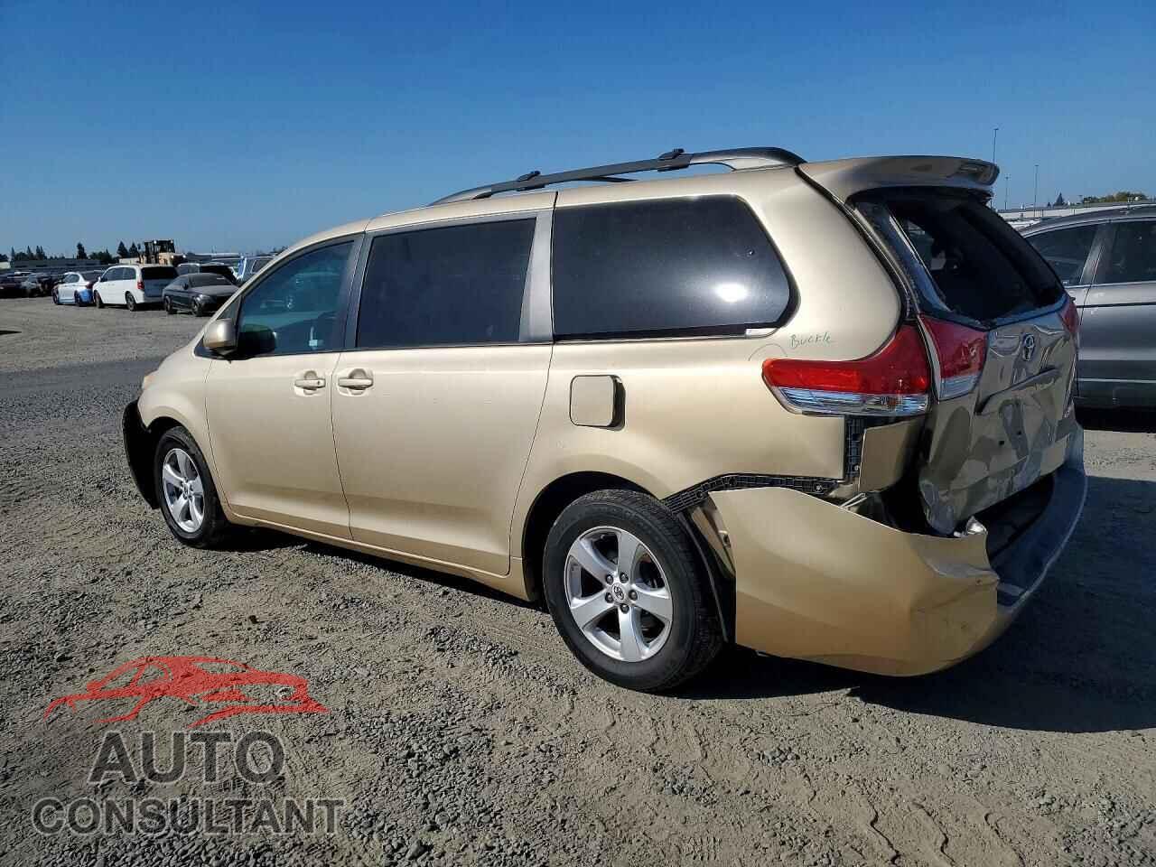 TOYOTA SIENNA 2012 - 5TDKK3DC9CS209151