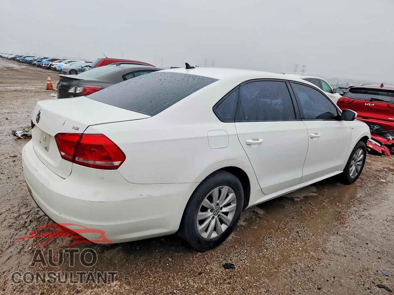 VOLKSWAGEN PASSAT 2015 - 1VWAT7A39FC042488