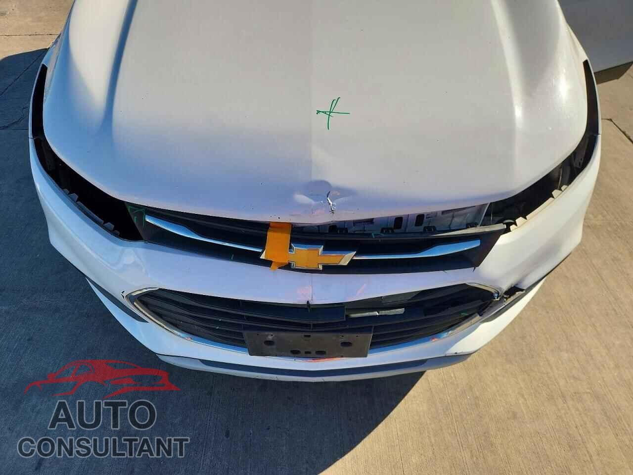 CHEVROLET TRAX 2017 - 3GNCJLSB3HL188335