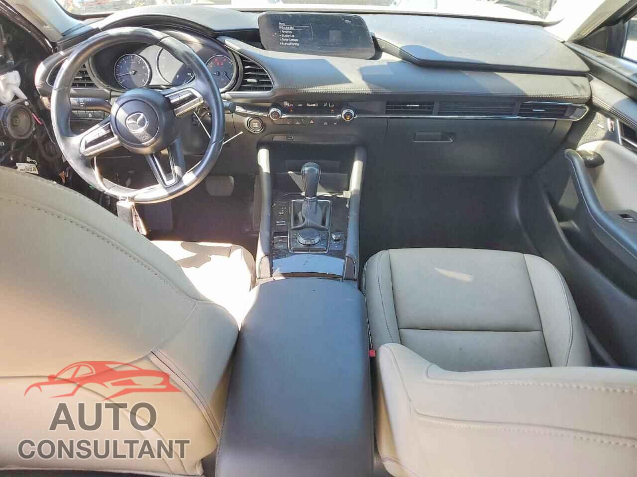 MAZDA 3 2019 - 3MZBPADL3KM112836