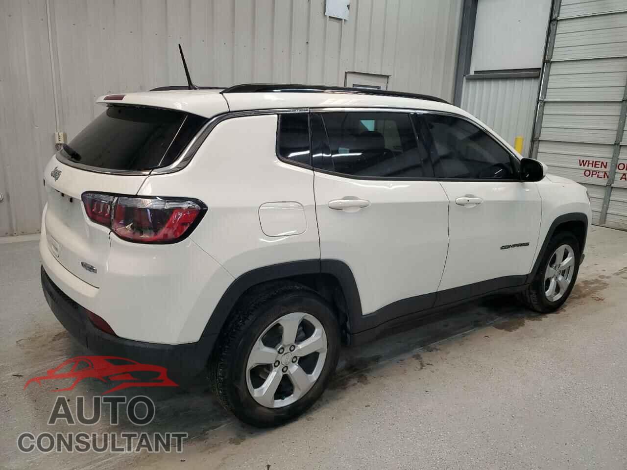 JEEP COMPASS 2018 - 3C4NJCBB6JT420661
