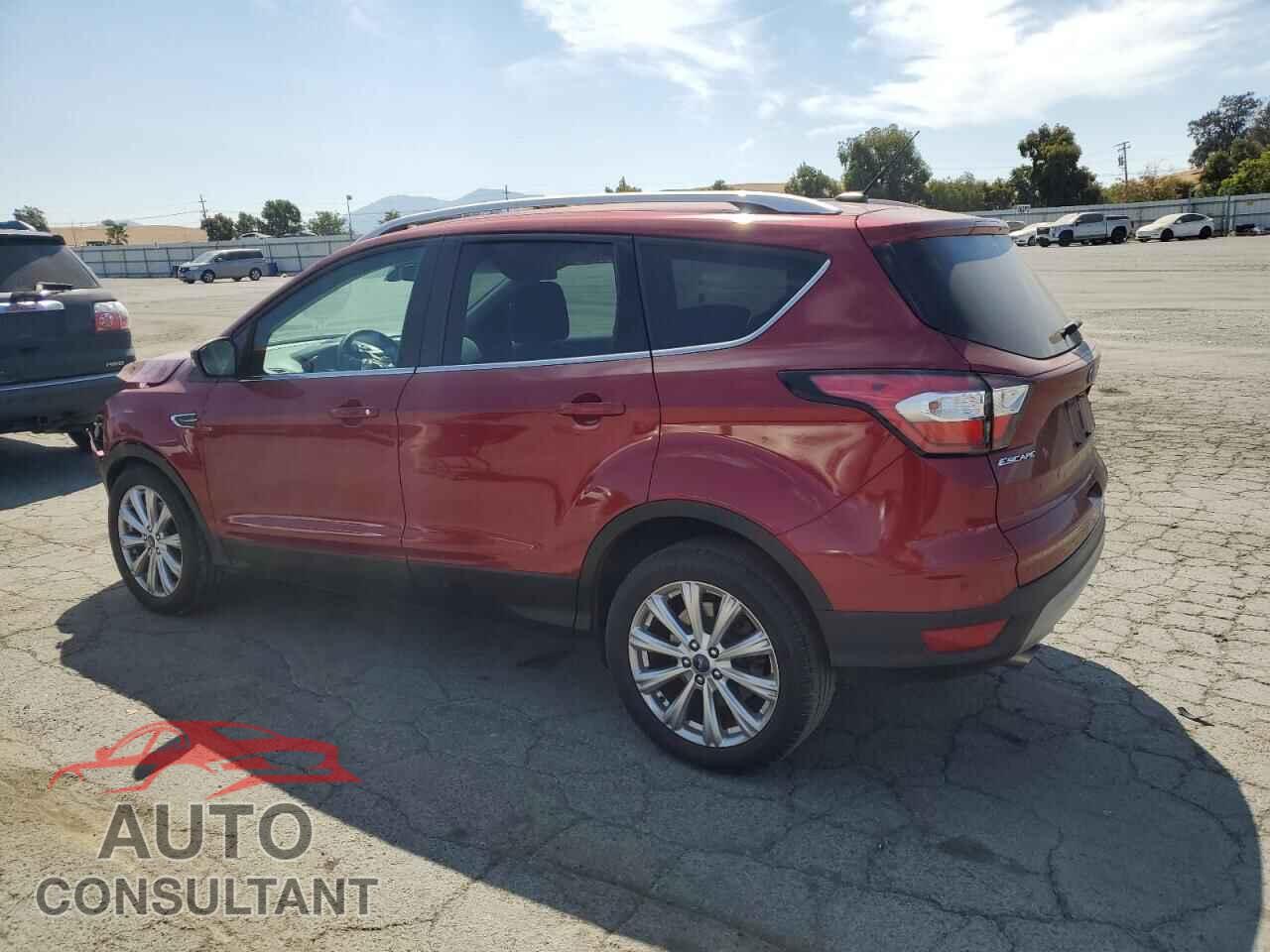 FORD ESCAPE 2017 - 1FMCU0J99HUC51632