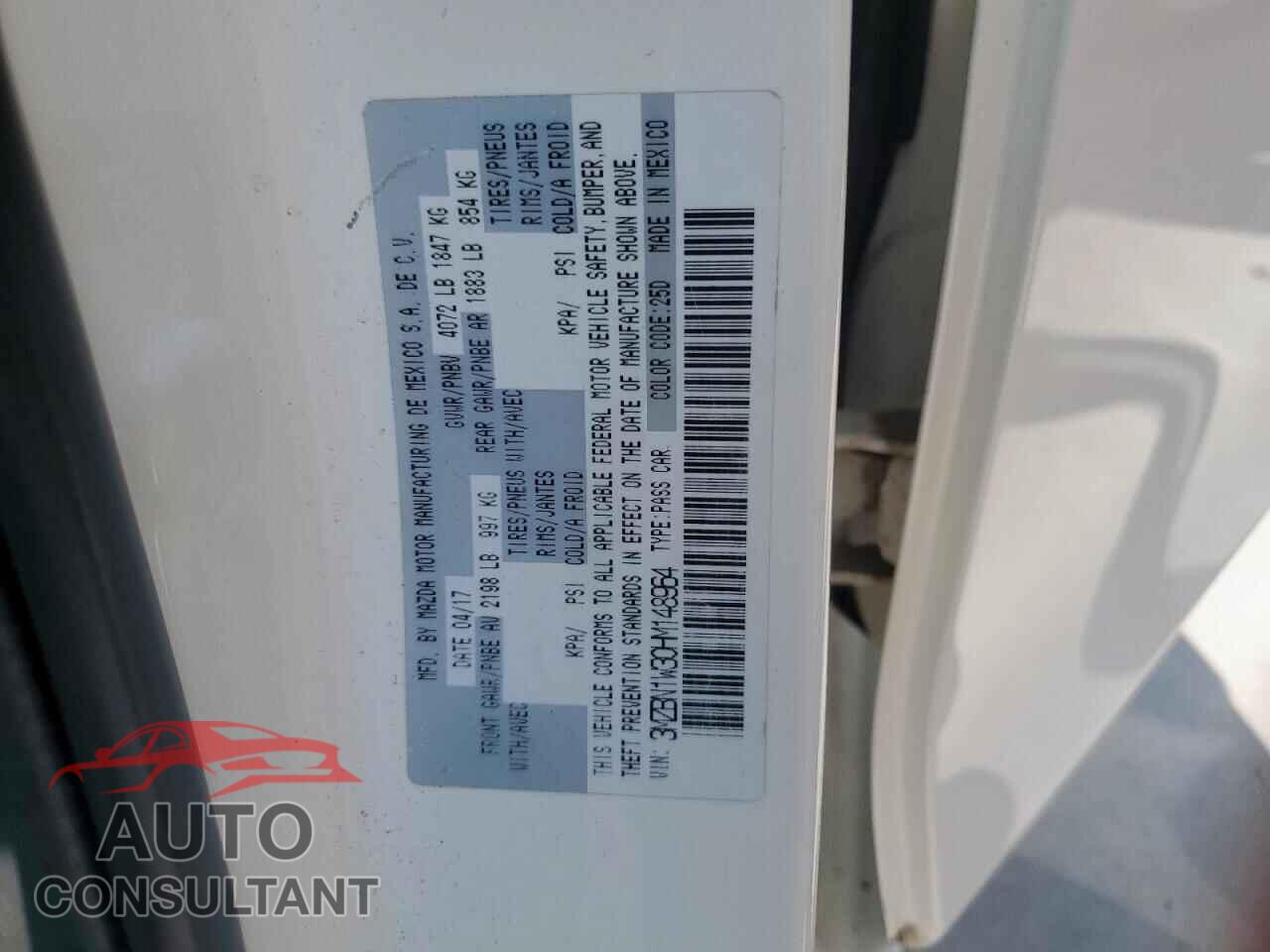 MAZDA 3 2017 - 3MZBN1W30HM148964