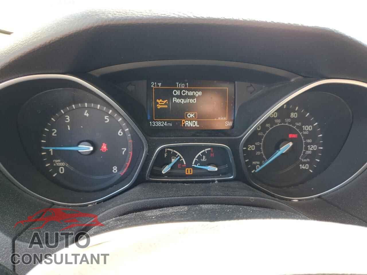 FORD FOCUS 2017 - 1FADP3F28HL272514