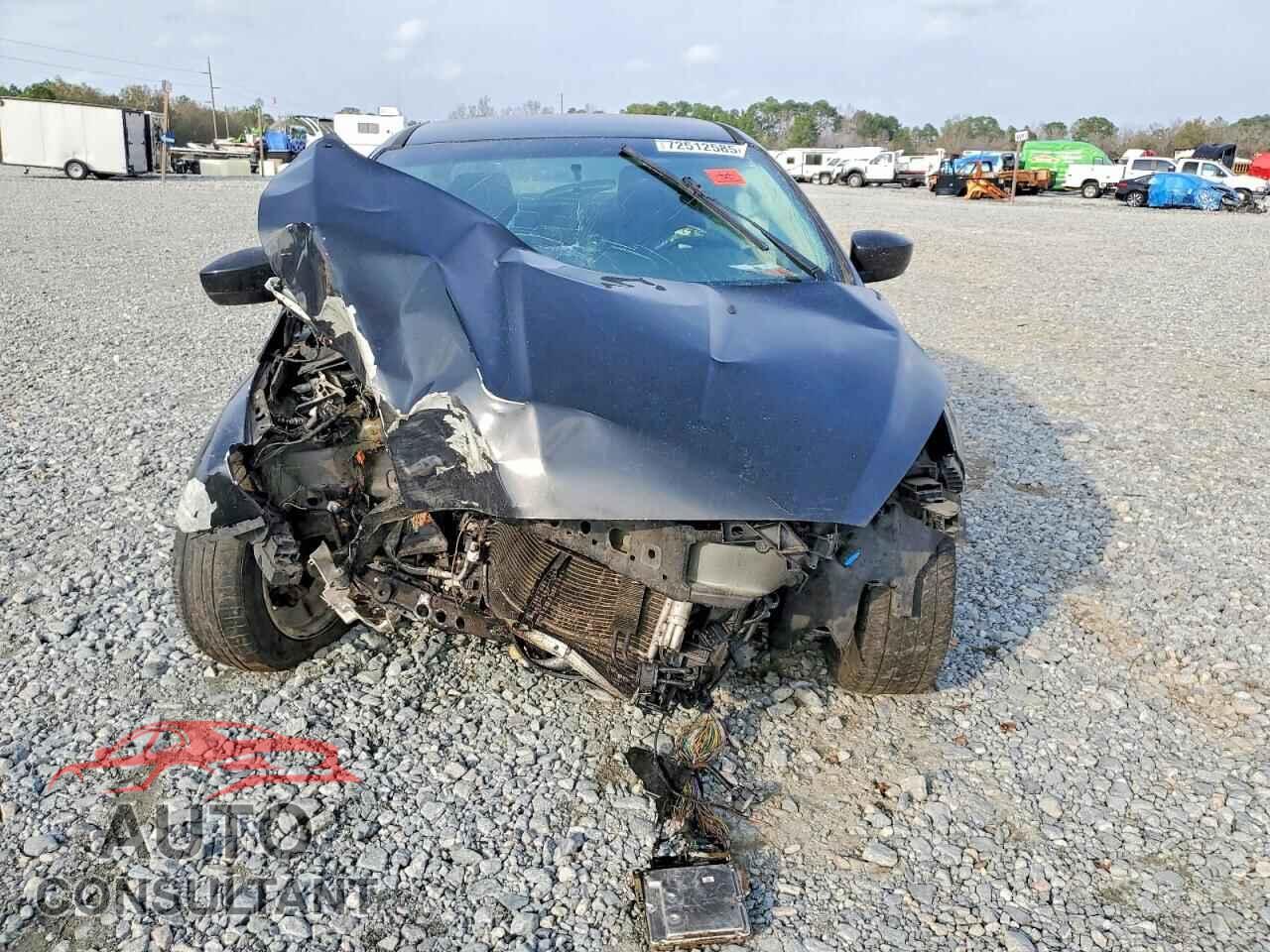 FORD FOCUS 2018 - 1FADP3FE3JL259587