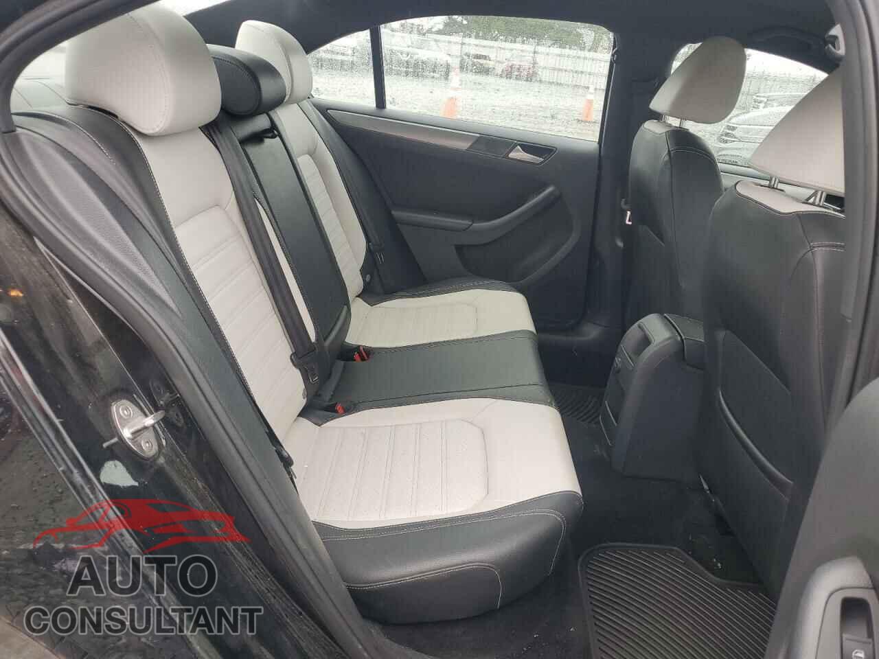 VOLKSWAGEN JETTA 2017 - 3VWD17AJXHM303050