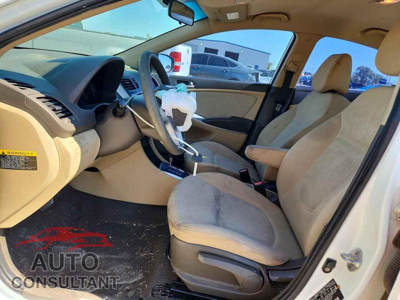 HYUNDAI ACCENT 2012 - KMHCT4AE8CU252397