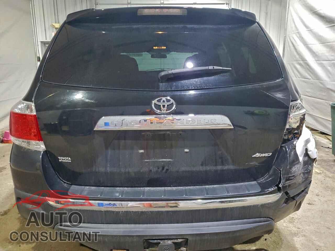 TOYOTA HIGHLANDER 2013 - 5TDBK3EH6DS214562