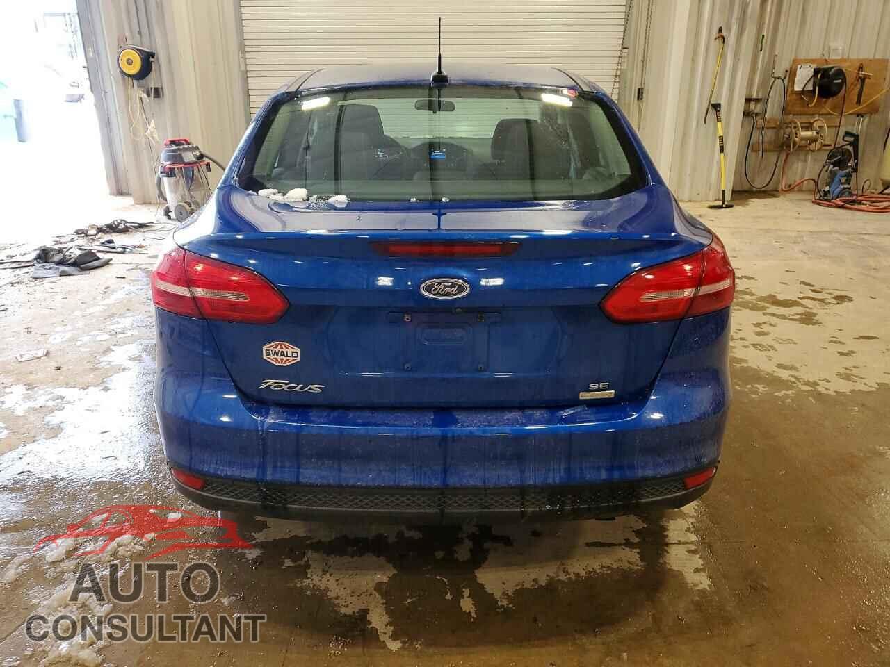 FORD FOCUS 2018 - 1FADP3FE3JL270377