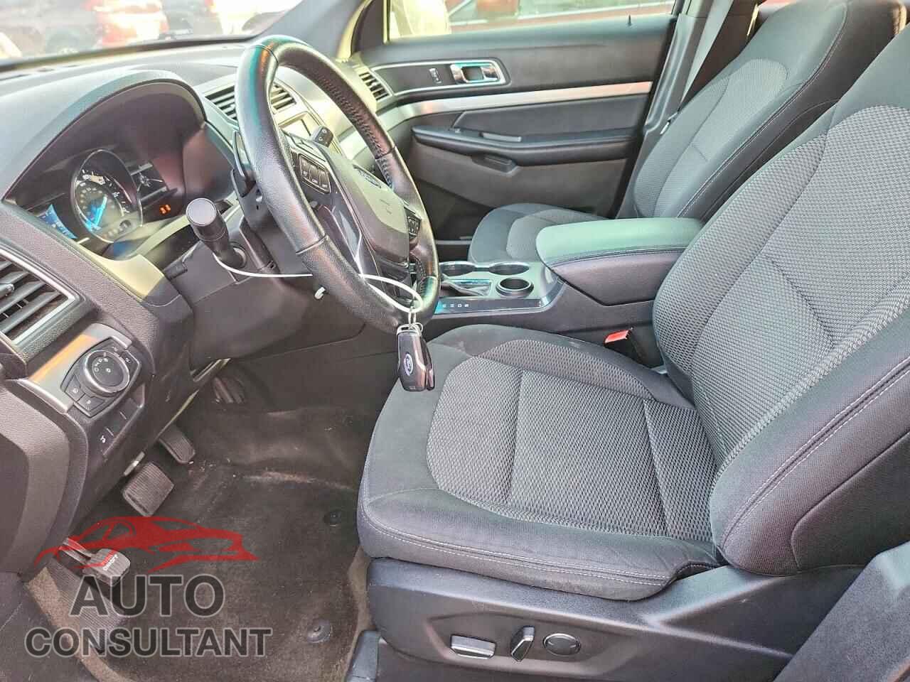FORD EXPLORER 2017 - 1FM5K7D85HGB50435