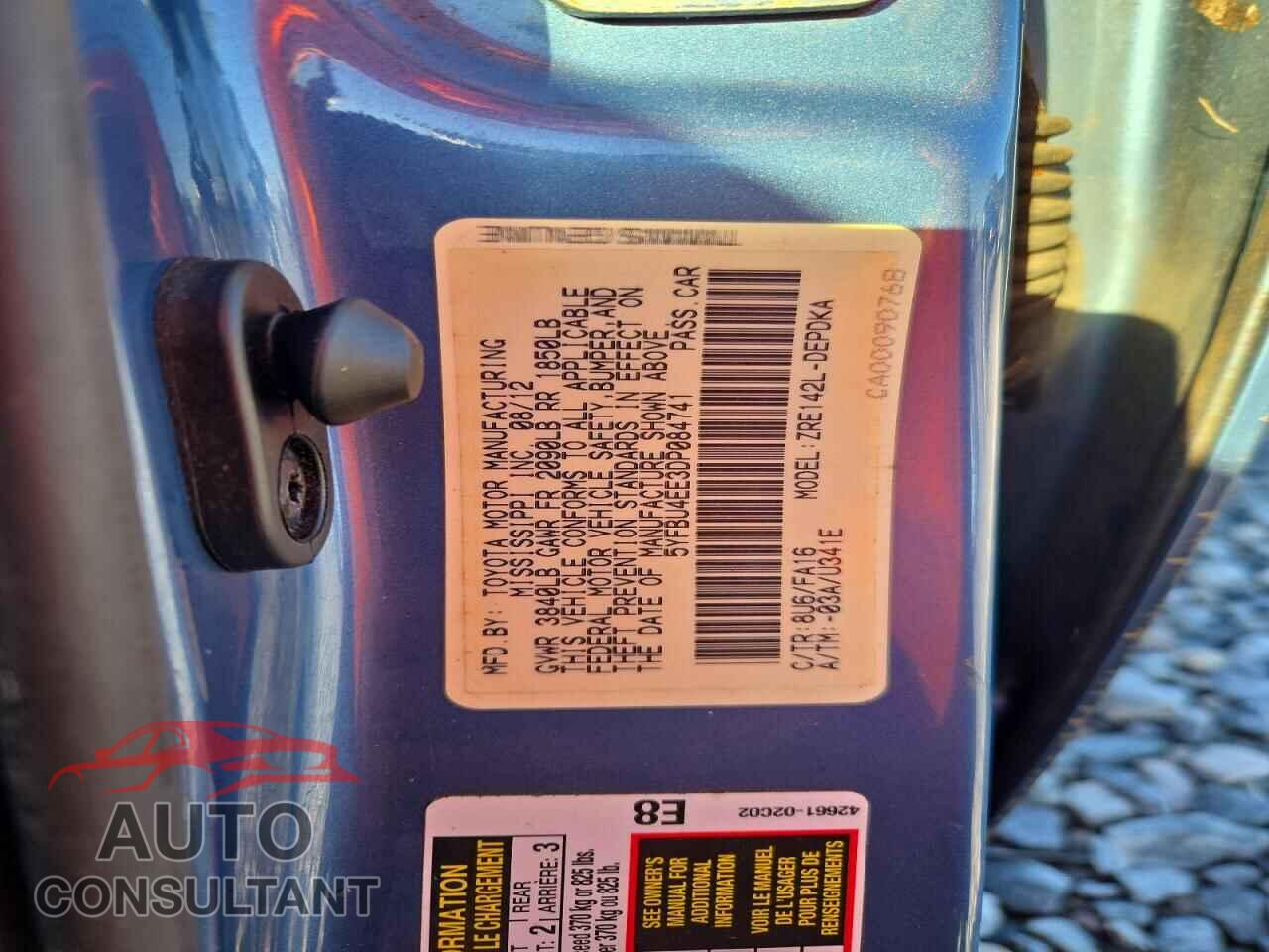 TOYOTA COROLLA 2013 - 5YFBU4EE3DP084741