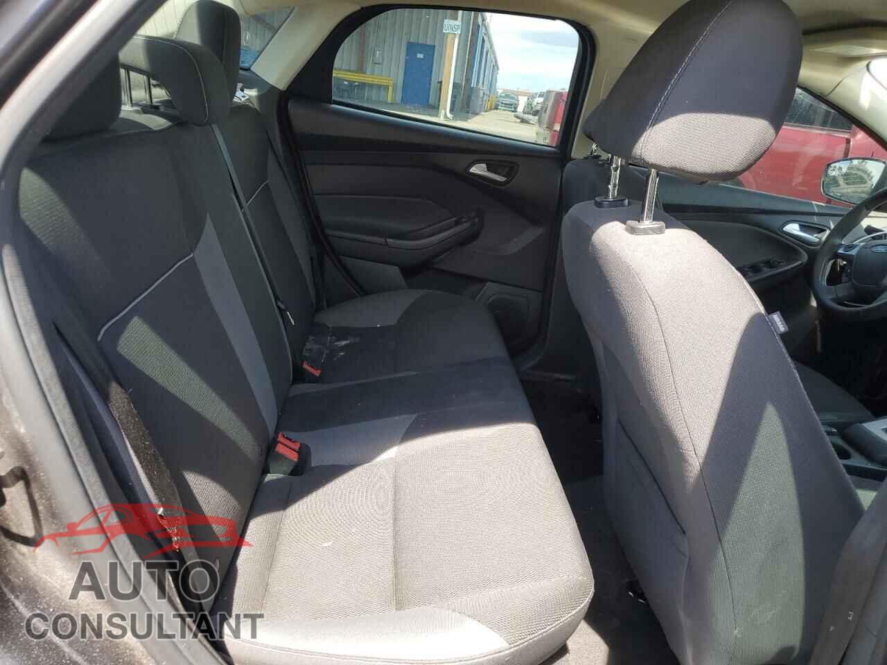 FORD FOCUS 2014 - 1FADP3F29EL373606