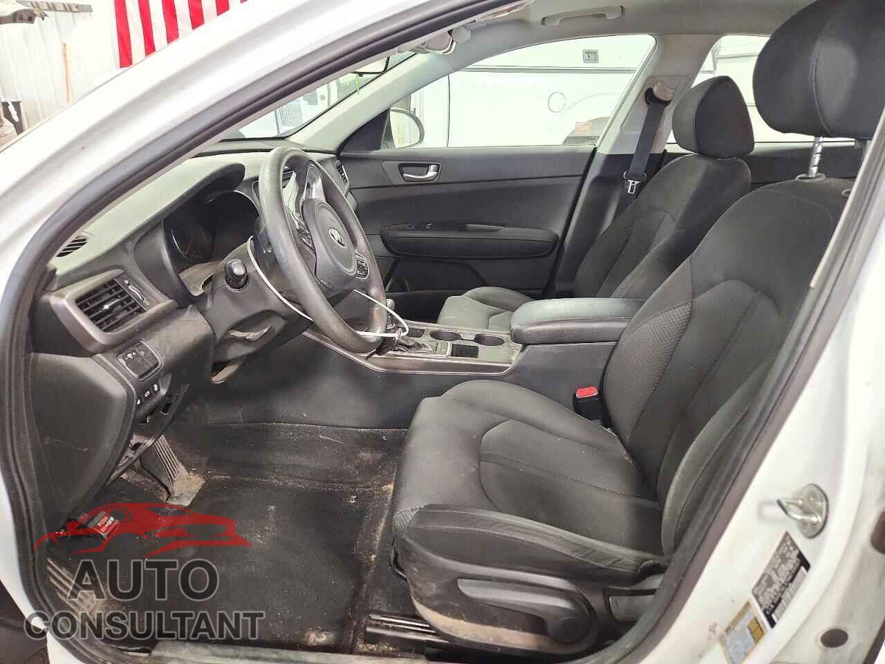 KIA OPTIMA 2017 - 5XXGT4L37HG153357