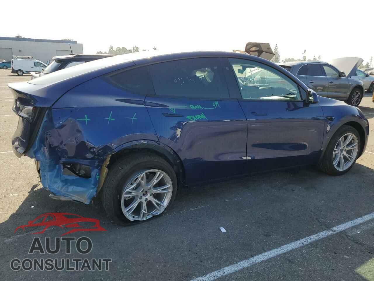 TESLA MODEL Y 2023 - 7SAYGDEEXPF836097