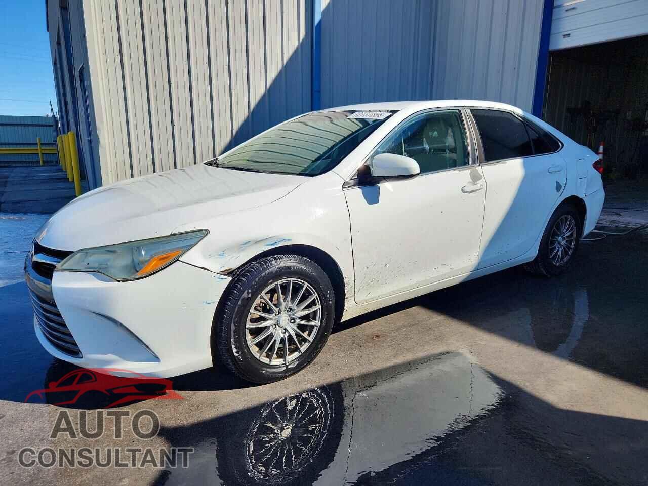 TOYOTA CAMRY 2016 - 4T4BF1FK4GR565295