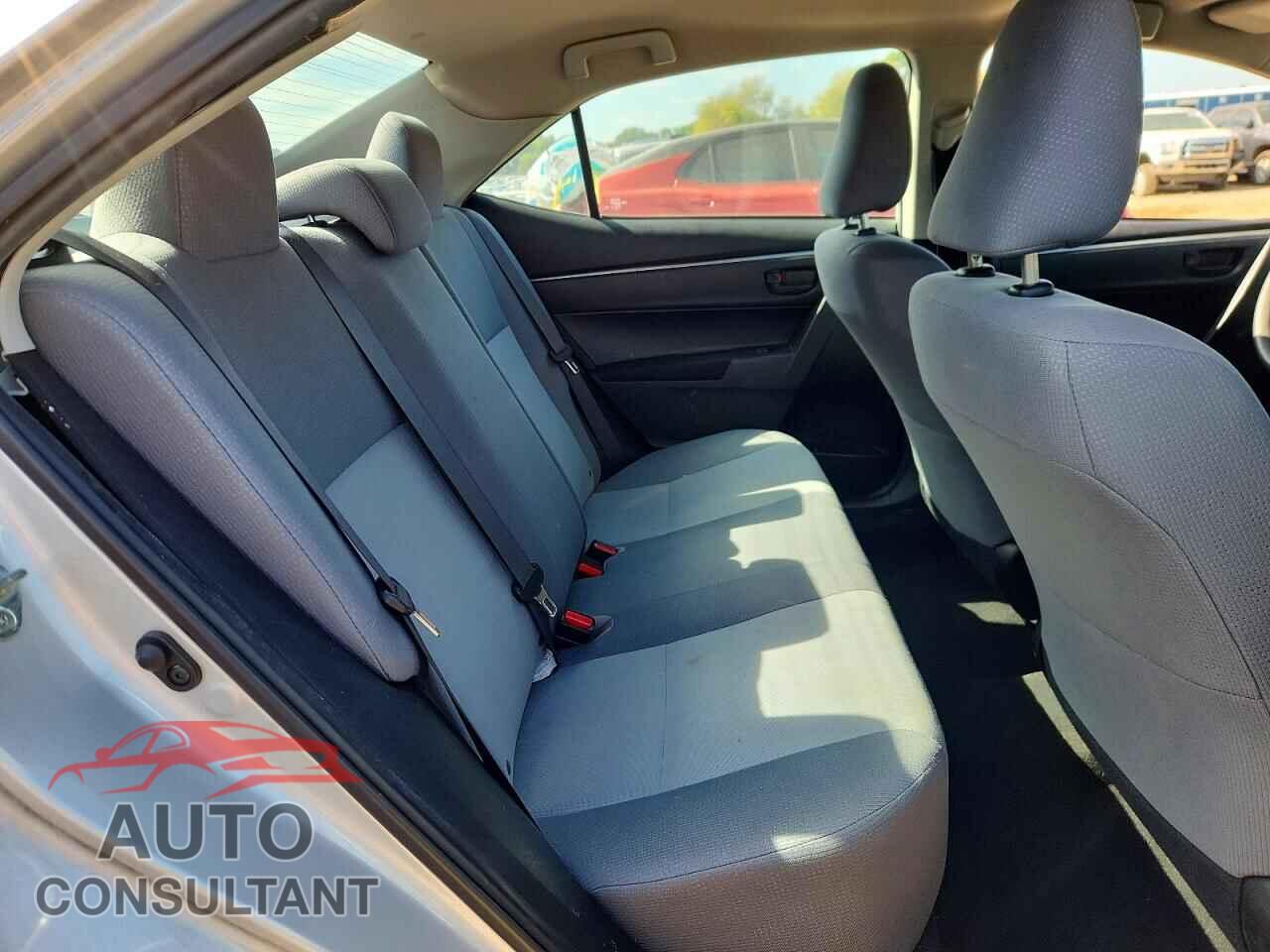 TOYOTA COROLLA 2015 - 2T1BURHE2FC311168
