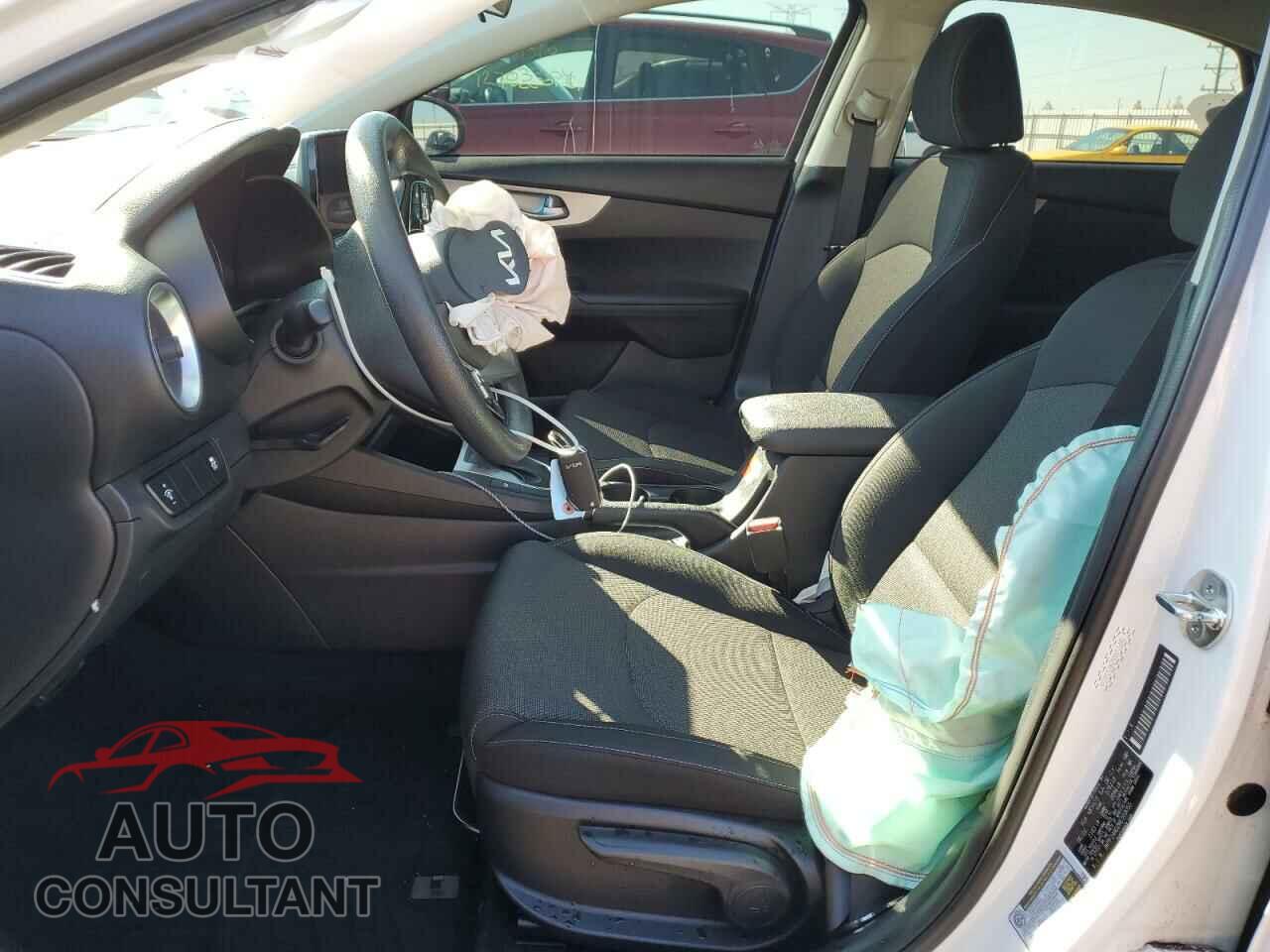 KIA FORTE 2022 - 3KPF24AD2NE503055
