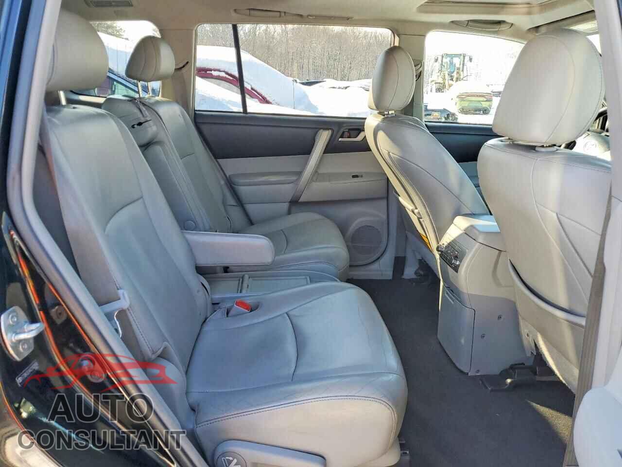 TOYOTA HIGHLANDER 2012 - 5TDBK3EH4CS162976
