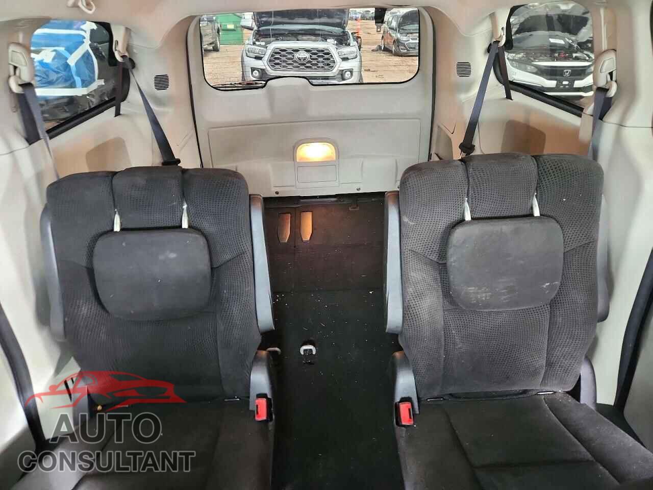 DODGE CARAVAN 2016 - 2C4RDGBG0GR322717