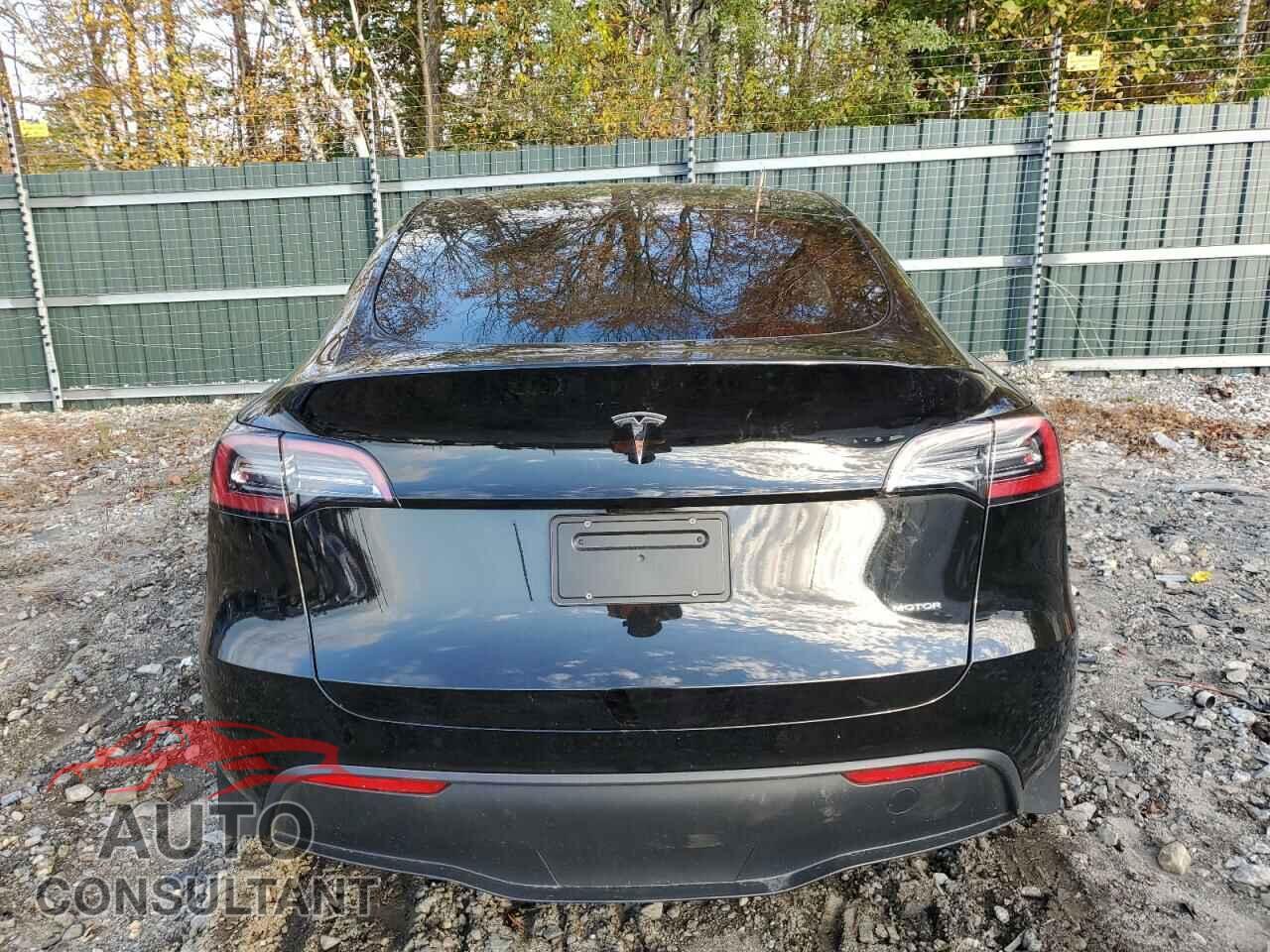 TESLA MODEL Y 2023 - 7SAYGDEE9PA100359