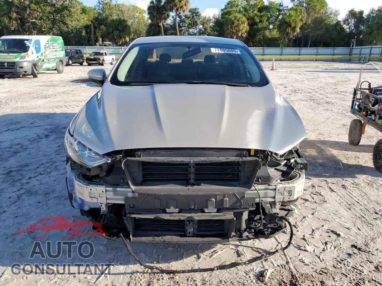 FORD FUSION 2017 - 3FA6P0H73HR372084