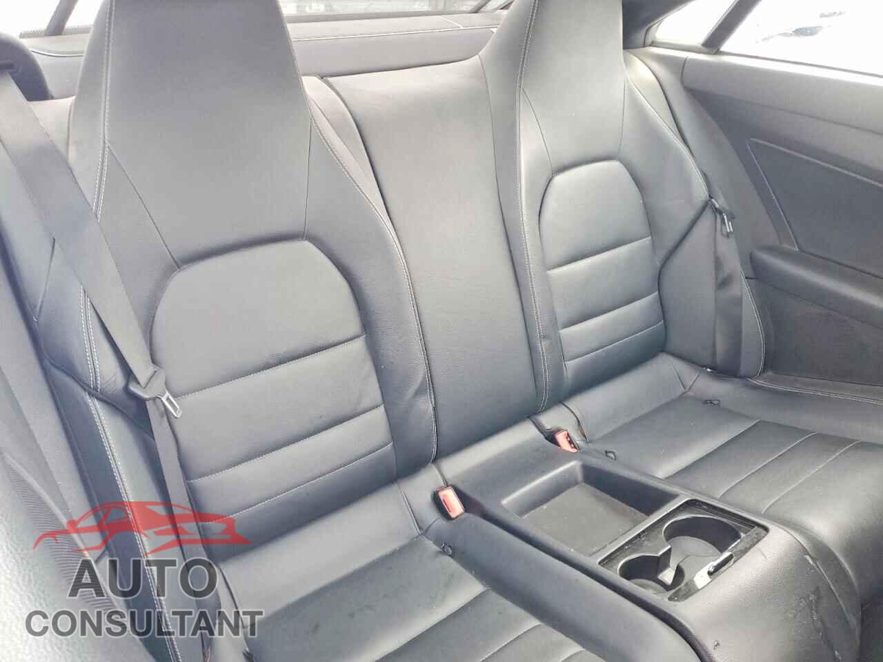 MERCEDES-BENZ E-CLASS 2012 - WDDKJ5KB0CF152000