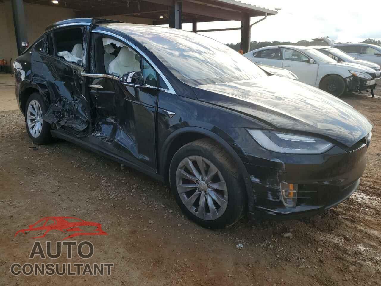 TESLA MODEL X 2017 - 5YJXCDE24HF067754