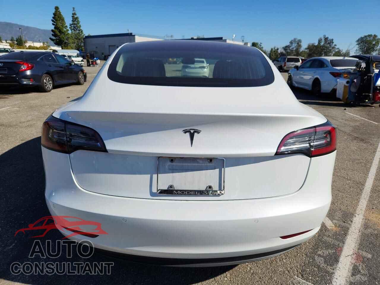 TESLA MODEL 3 2018 - 5YJ3E1EA9JF035841